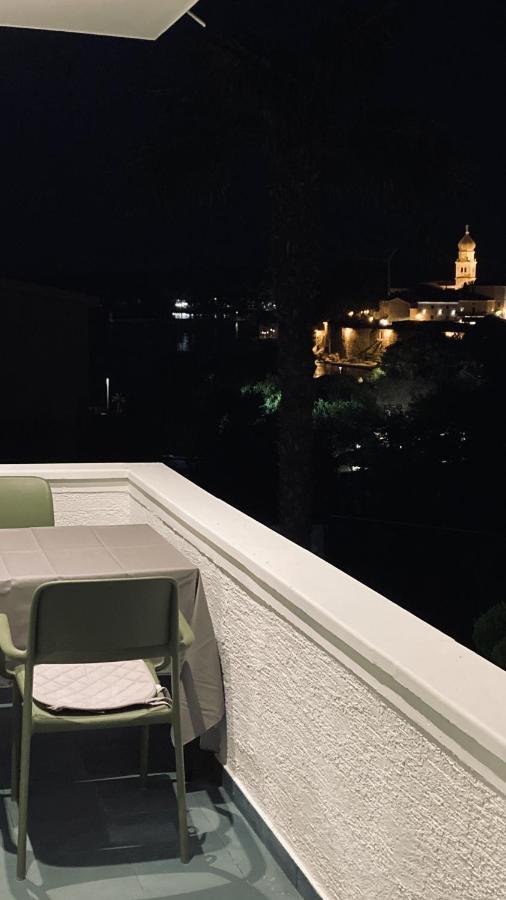 Apartment Tomic Krk كرك المظهر الخارجي الصورة